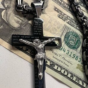 Men's Black and Silver Cross Pendant Necklace